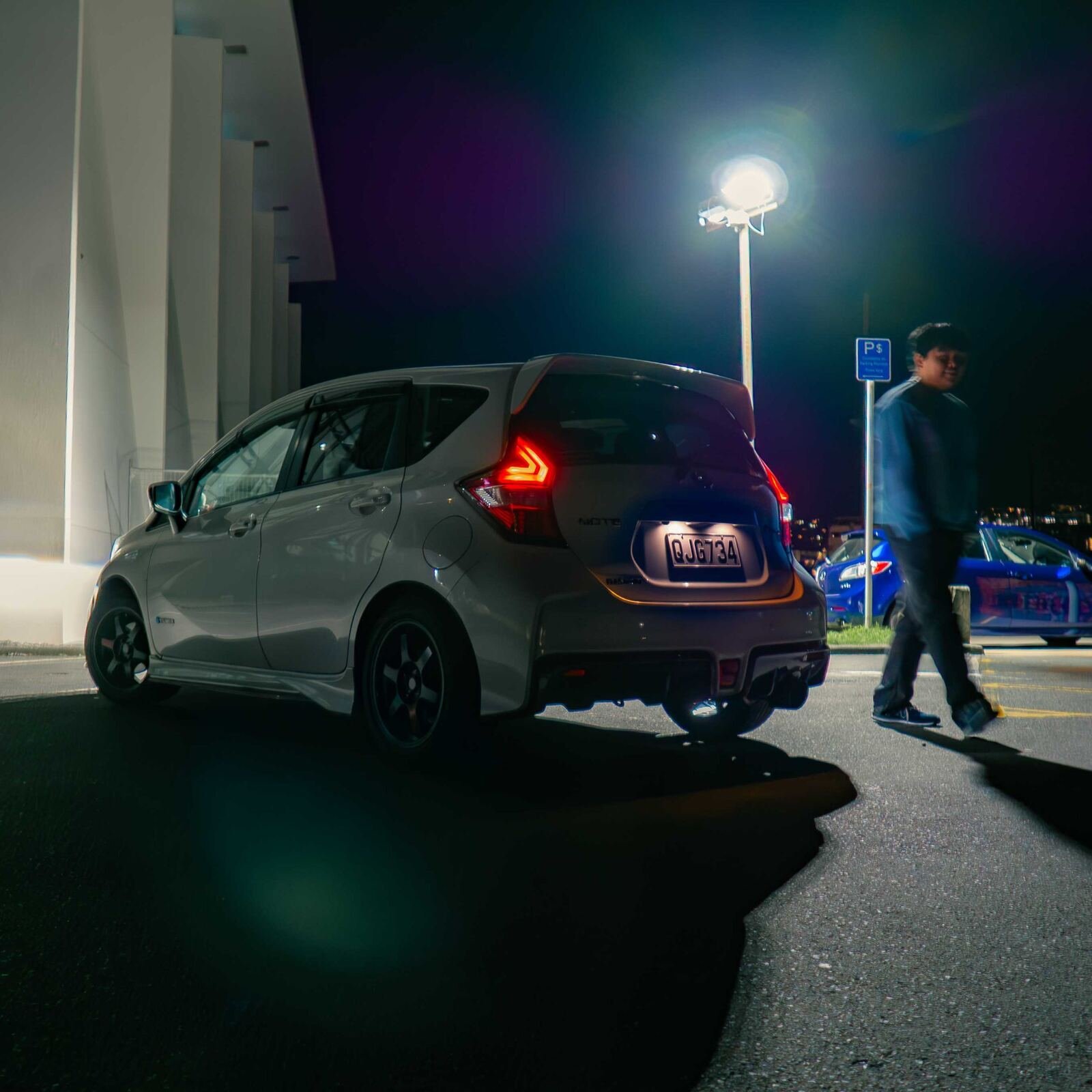 Nissan Note e-Power Nismo HE12 night rear view