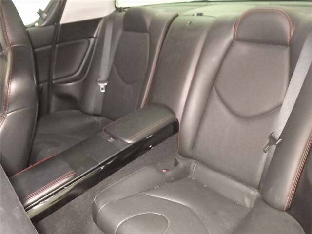 Mazda RX-8 Spirit R rear seats in Japan